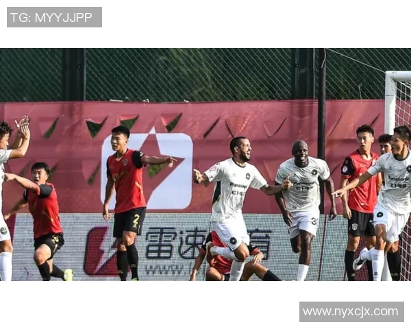 成都足球队强势领跑大满贯积分榜积66分展现冠军实力